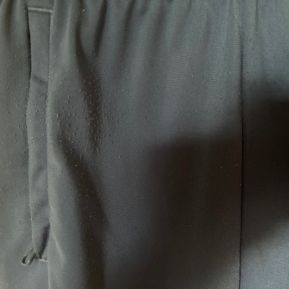 Adidas Boys pants Size 10/12 - Picture 4 of 4